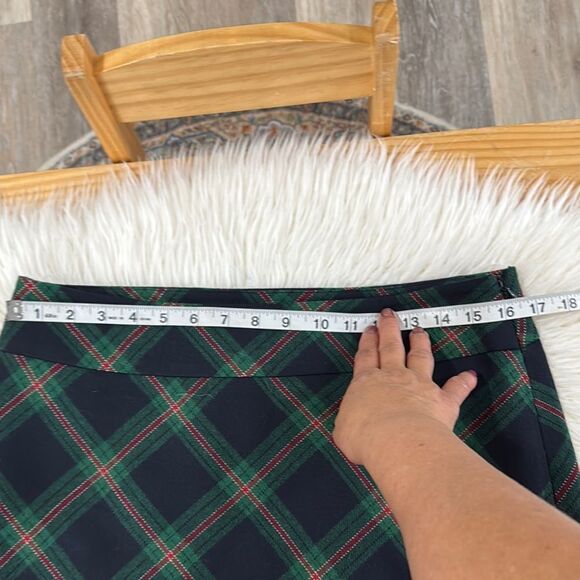 Talbots Plaid Skirt in Green and Red Size 8 - Picture 4 of 9